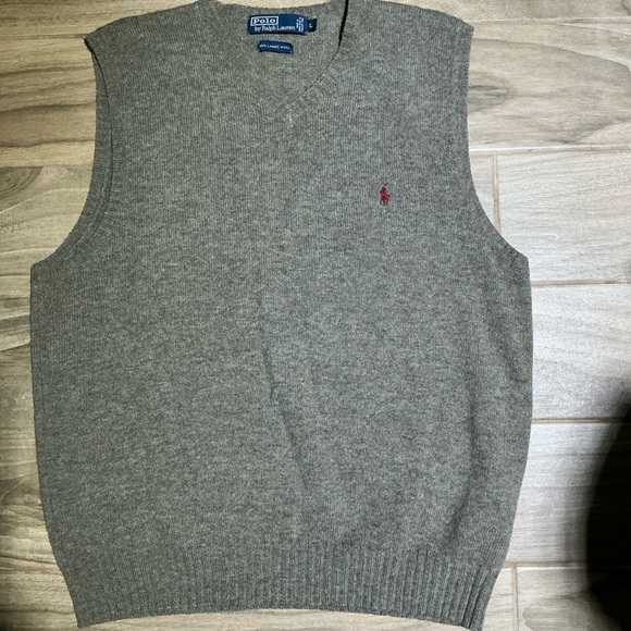 Polo Ralph Lauren Heather Green V-Neck Sweater Vest 100% Lambswool - Picture 1 of 3